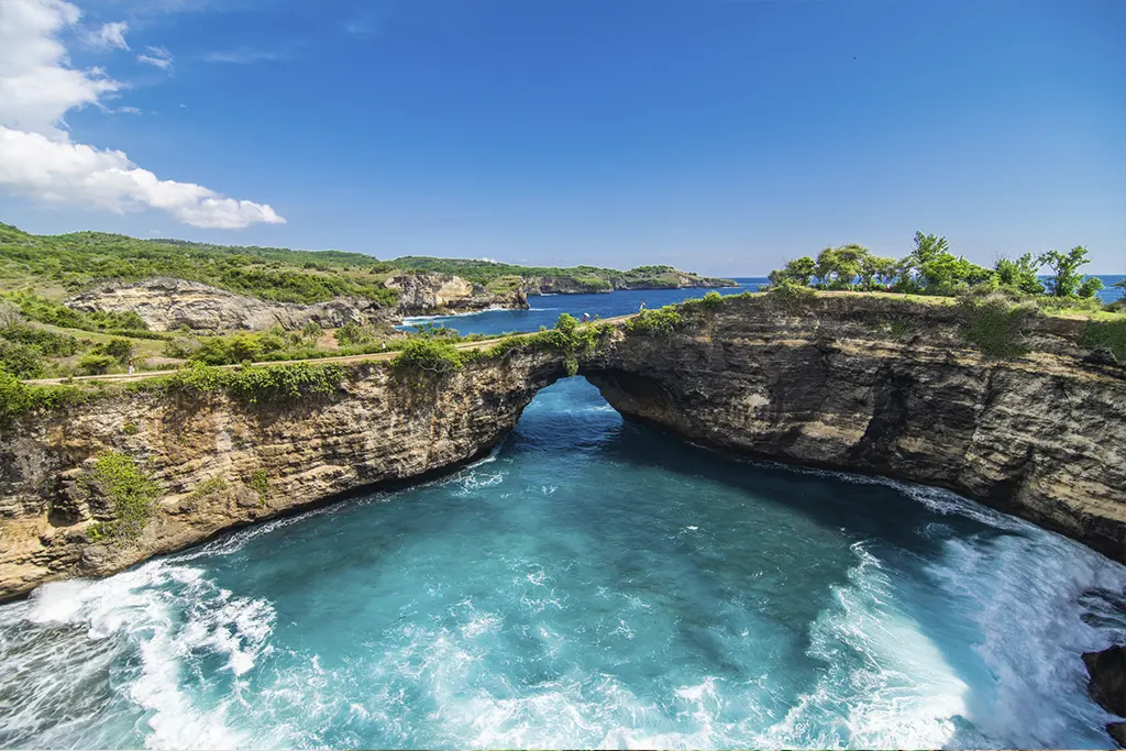 Airport pickup and transfer service in Bali and Lombok